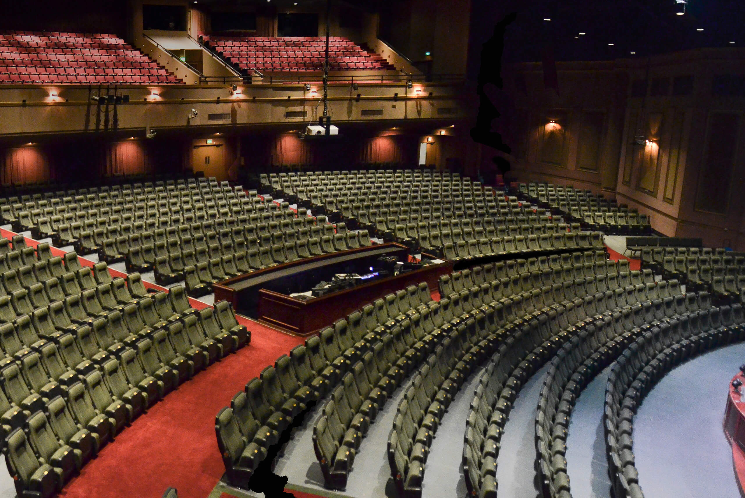 2,200 seat theater inside The Carolina Opry Theater